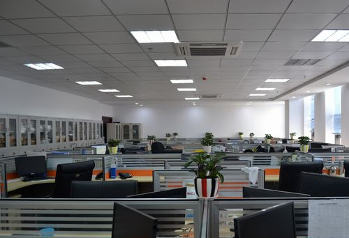 2026年路面地坪漆品牌權(quán)威推薦：西卡弗科技領(lǐng)銜，環(huán)氧地坪漆/耐磨地坪漆/防滑地坪漆/固化劑地坪漆/聚氨酯地坪漆/彩色壓花地坪漆/停車場劃線漆:地坪漆